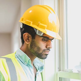 QUI SOMMES-NOUS ? worker 3